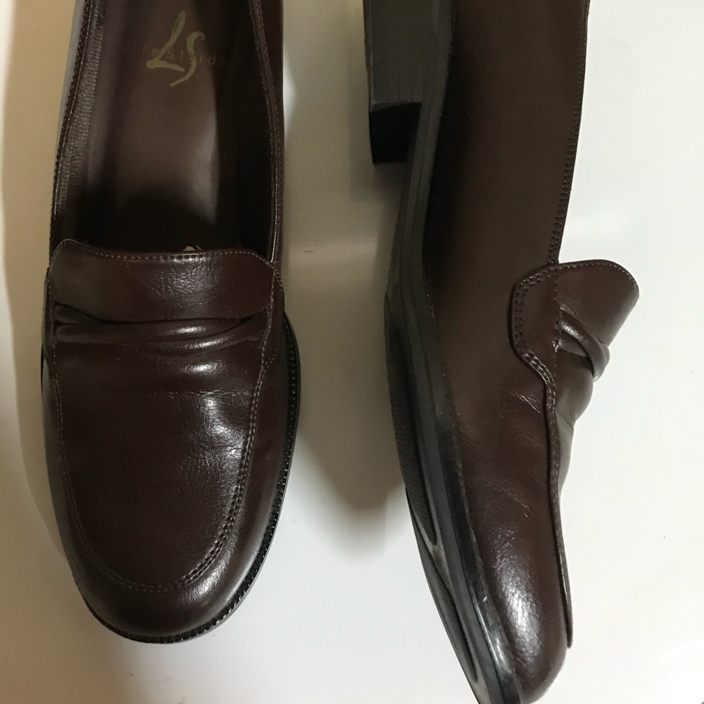 Women’s Life Stride size 8 loafer